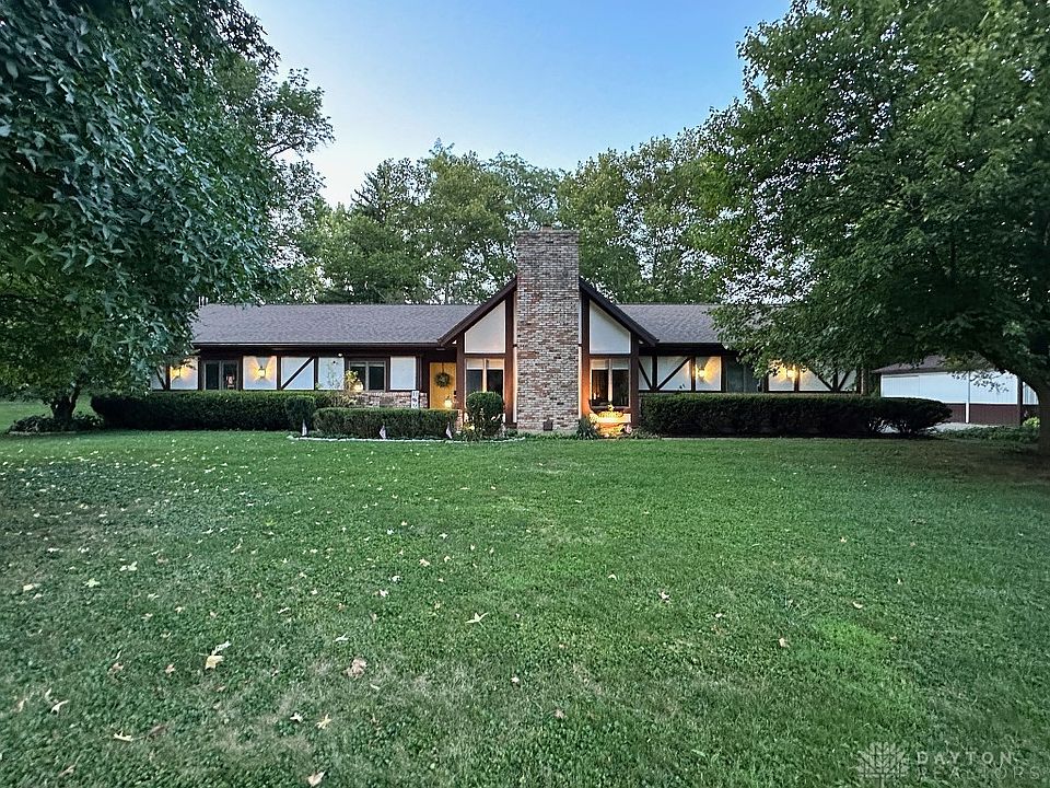 1st image of 100 Wunderwood Dr