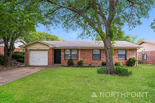 803 Lisa Ln Photo 1