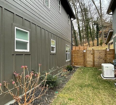 3rd image of 61 Mayday St