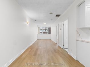 393 King St W #1207, Toronto, ON M5V 3G8
