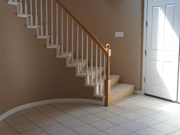 3rd image of 2352 Tennis Ln