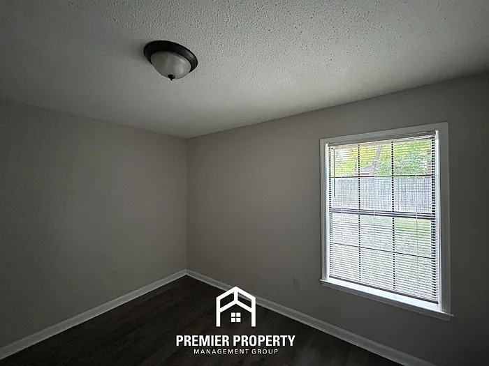 3857 Clemmer Dr — Photo 15