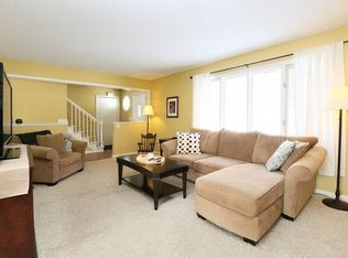 2474 Shryer Ave E, North Saint Paul, MN 55109