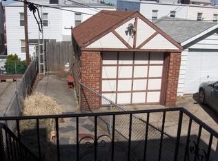 6047 59th Dr, Flushing, NY 11378