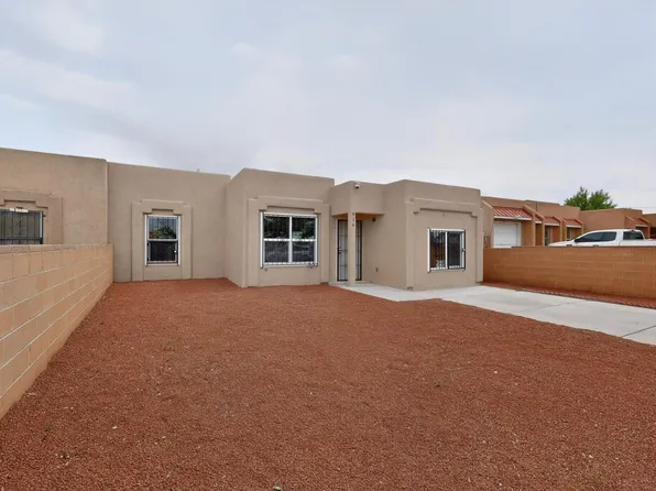 416 Indiana St SE, Albuquerque, NM 87108