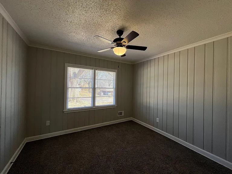 1473 Paullus Ave — Photo 8