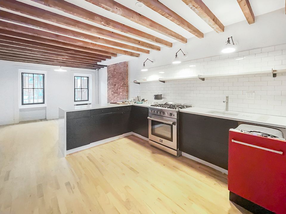 1st image of 185 Patchen Ave #1