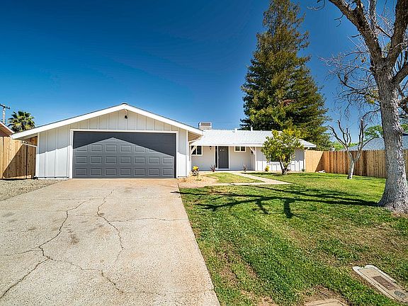 3rd image of 9477 Lake Natoma Dr
