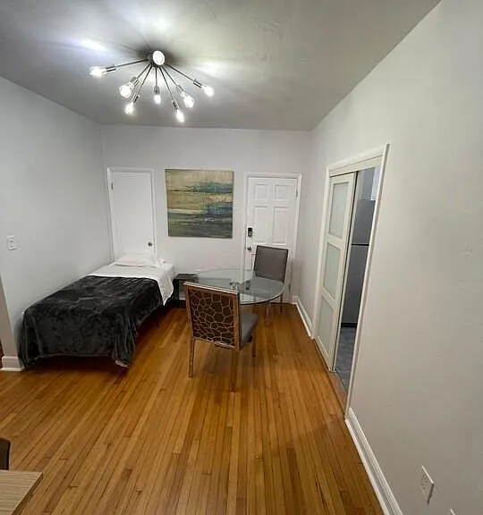 An optional 2nd bed can be placed