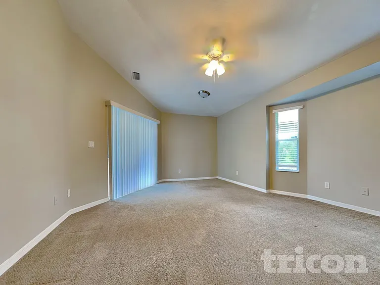 1748 Pembrooke Way — Photo 7