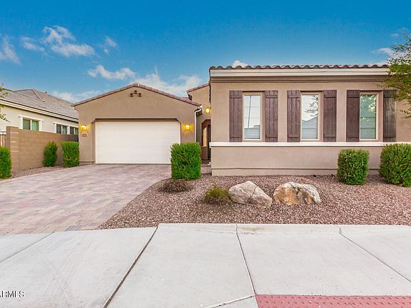 4th image of 9731 W Foothill Dr