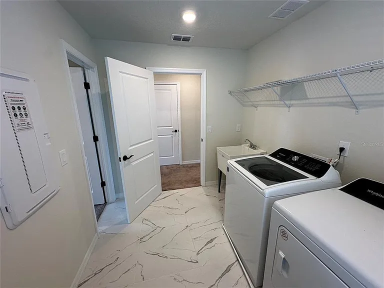 10355 Parkview Reserve Ln — Photo 48