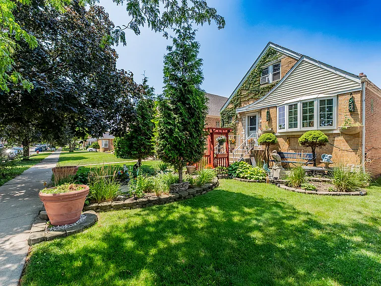 3536 S 61st Ct — Photo 3