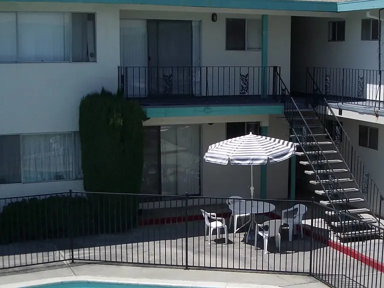 3002 Magliocco Dr — Photo 13