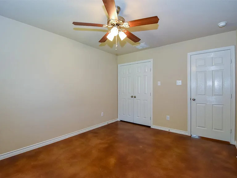 1107 Parkhurst Ave #B — Photo 10