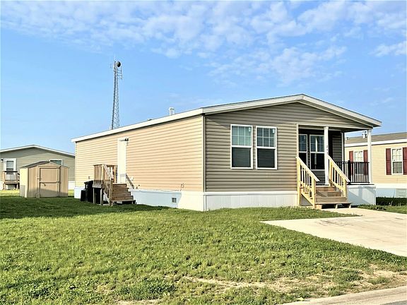 5th image of 248 Canary Dr