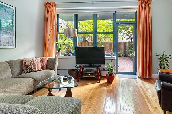 Sold by Berkshire Hathaway HomeServices New York Properties | media 15