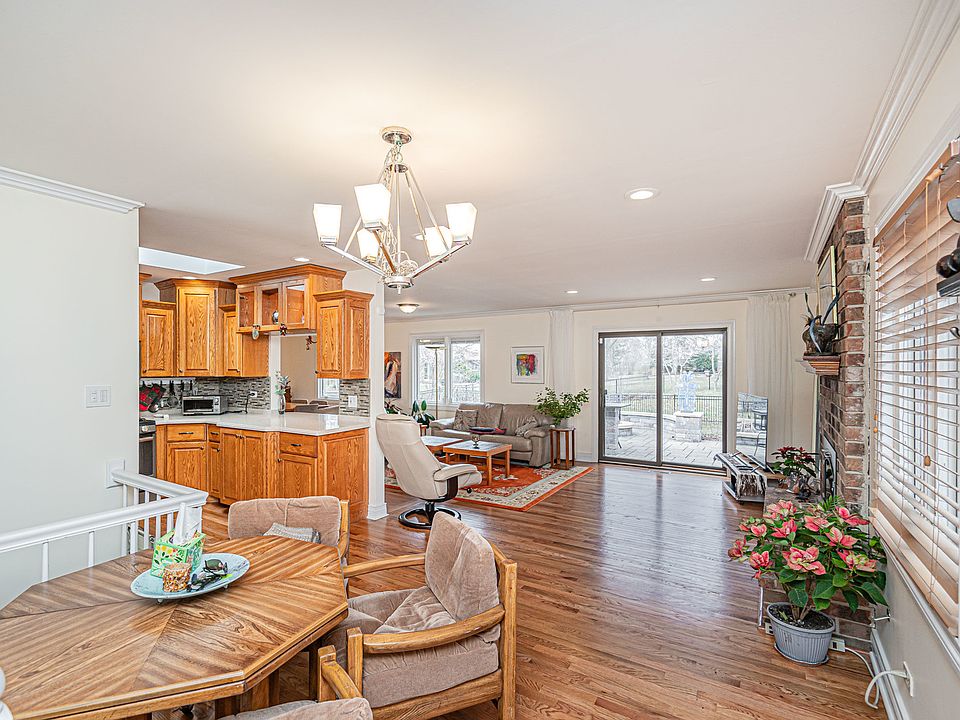 427 Farnham Ln, Wheaton, IL 60189 Zillow