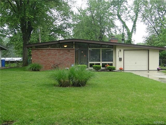 1st image of 2660 Holiday Hill Dr