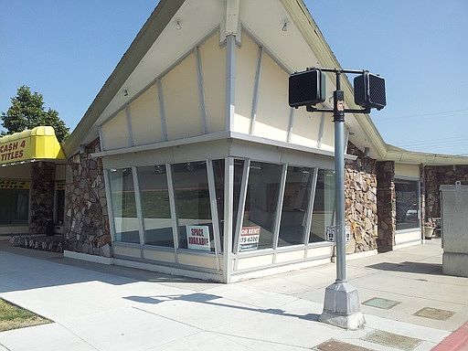 1st image of 322 S 10th Ave