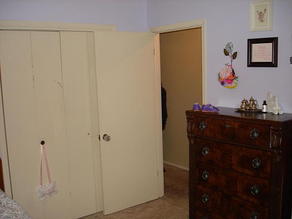 5th image of 203 Sherwood Dr