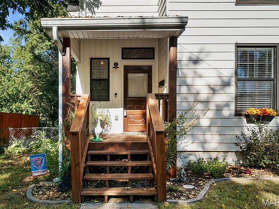 2nd image of 7407 Commonwealth Ave