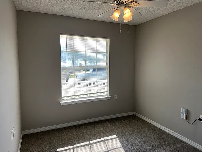 2 bed, 2.0 bath, 1098 sqft, $1,650 — Photo 3