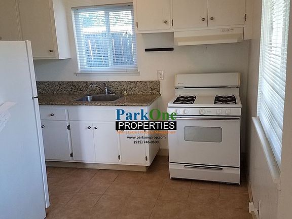 3rd image of 1736 Lexington Ave APT D