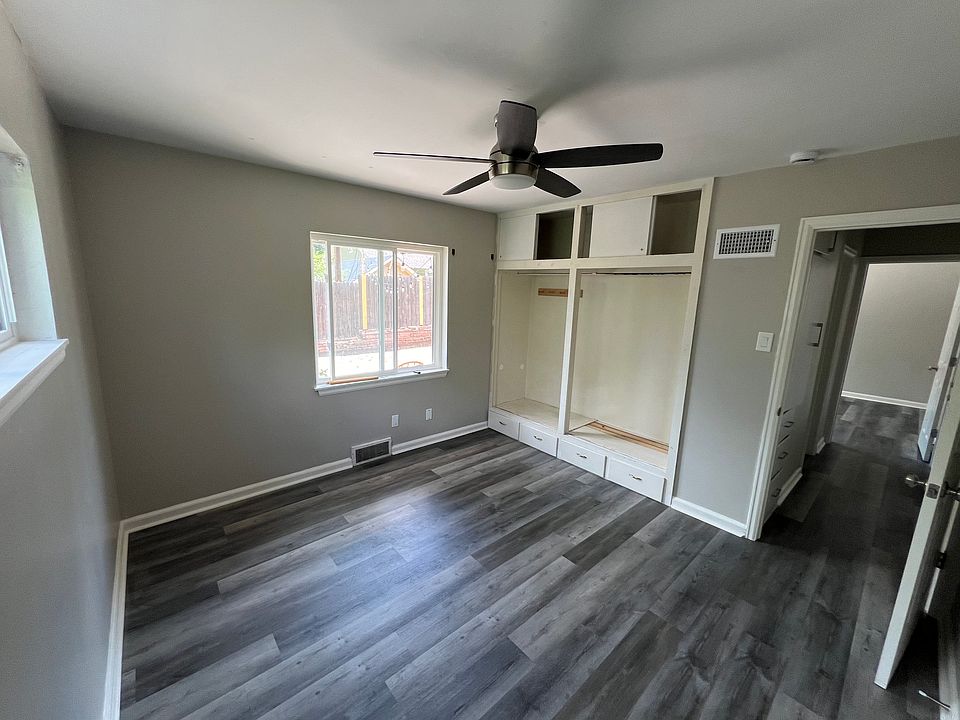 Empty Room, 11'5"x10'6"