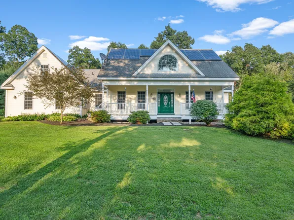 30 Oakwood Drive, Oxford, CT 06478