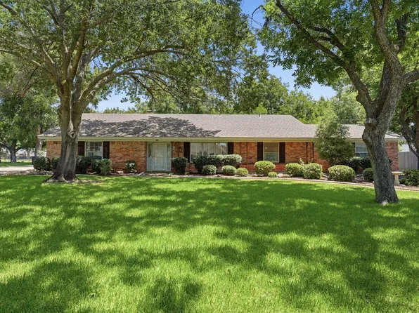 6107 Belvidere Cir, Granbury, TX 76049