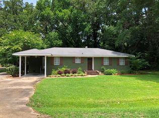 1000 E Main St, Fulton, MS 38843