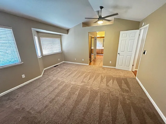 625 Roscommon Pl — Photo 29