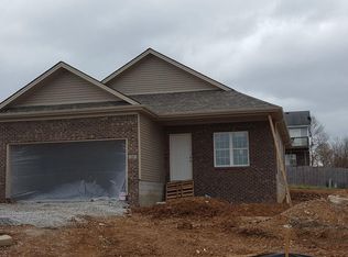 104 Ethan Allen Dr, Georgetown, KY 40324