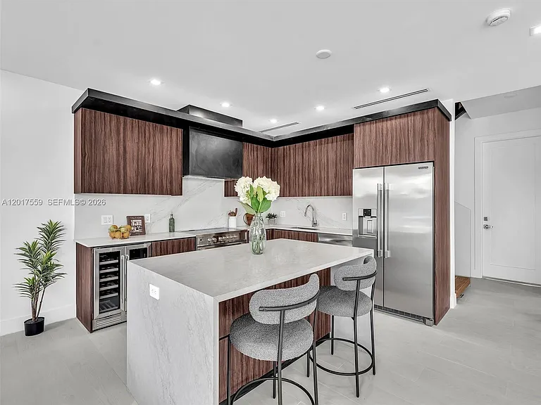 4640 SW 32nd Ave #D1 — Photo 12