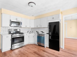 15 Oakland Ave #3, Everett, MA 02149