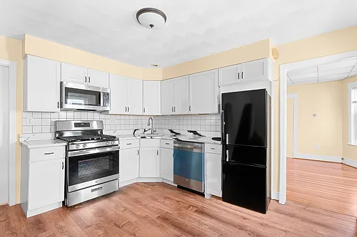 15 Oakland Ave #3 Photo 1