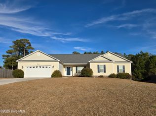 703 Shearwater Ln, Swansboro, NC 28584