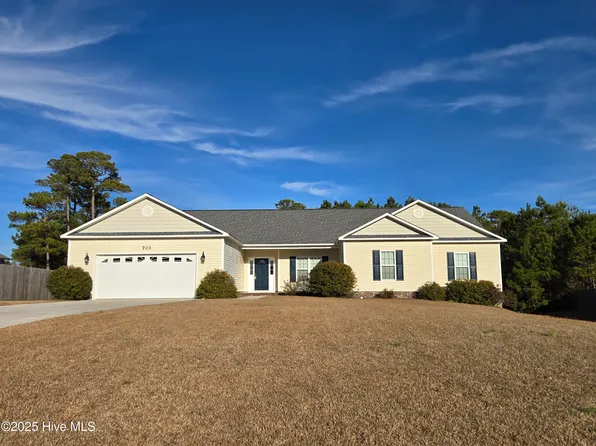 703 Shearwater Lane, Swansboro, NC 28584