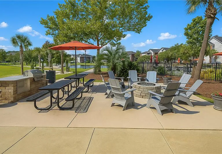 Seaside Grove Apartments — Photo 20