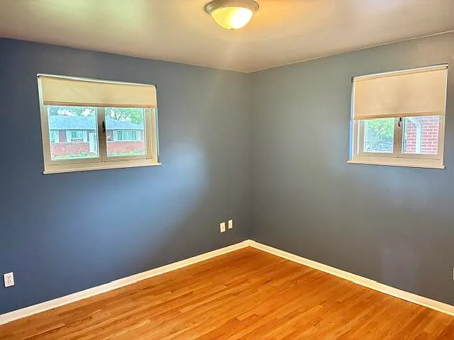 15435 Bainbridge St — Photo 7