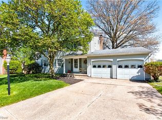 960 Red Oak Cir, Medina, OH 44256