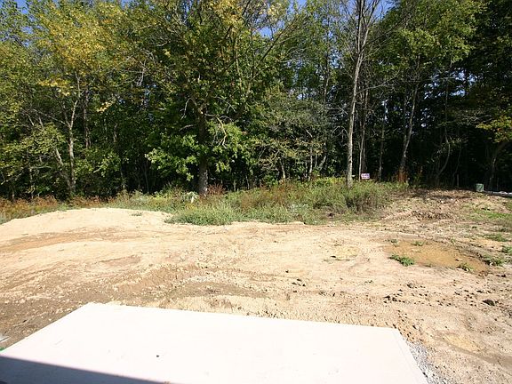 4th image of 156 W Tidewater Trl