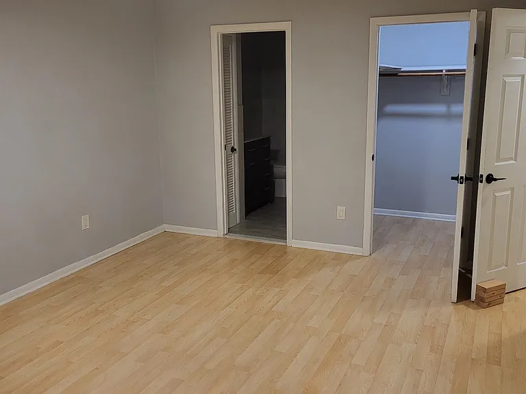 7430 Kennedy Blvd #103 — Photo 17