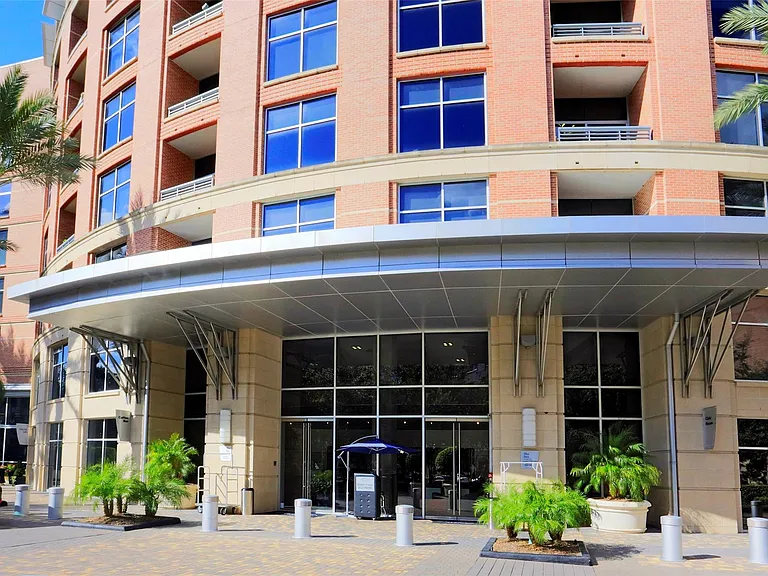 1901 Post Oak Blvd #2602 — Photo 1
