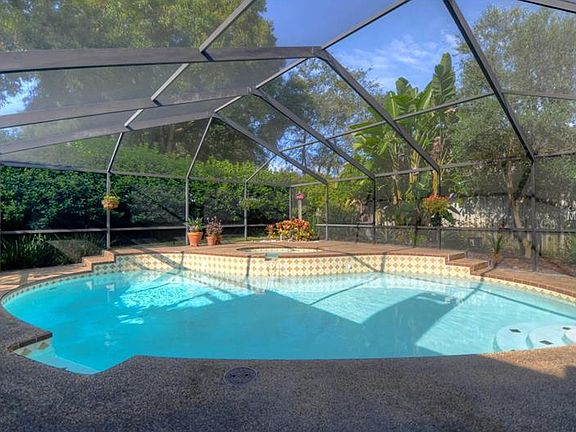 2nd image of 1738 Shady Leaf Dr