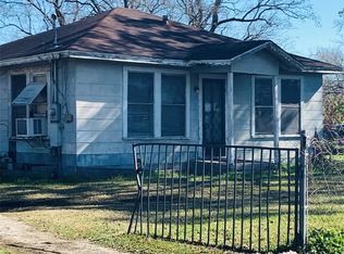 989 Sheffield Blvd, Houston, TX 77015