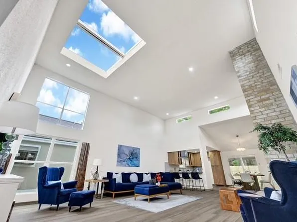 2106 Peppermill Rd, Houston, TX 77080