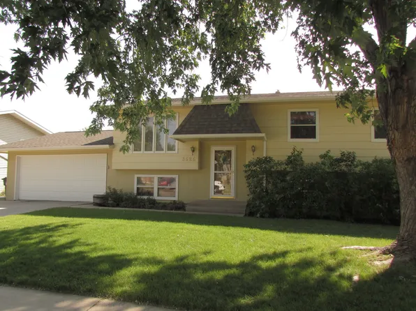 3526 Elm Ave, Rapid City, SD 57701
