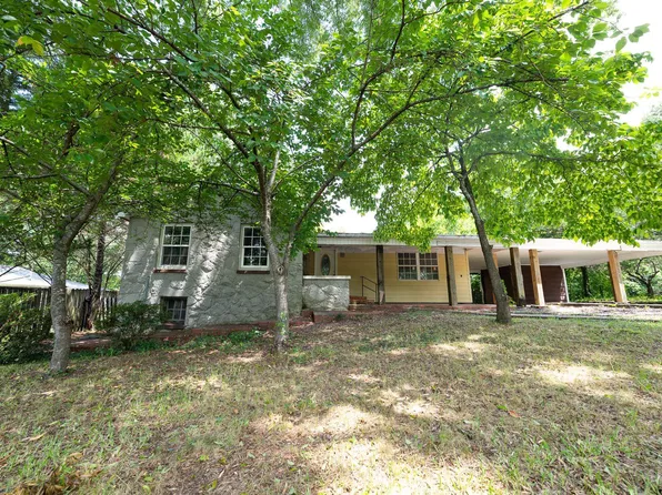 1101 Graffenstatte St NW, Cullman, AL 35055